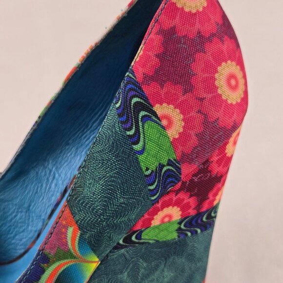 Desigual Size 38 (US 7.5-8) Multicolor Printed Fabric Wedge Heel Round Toe - Picture 13 of 15